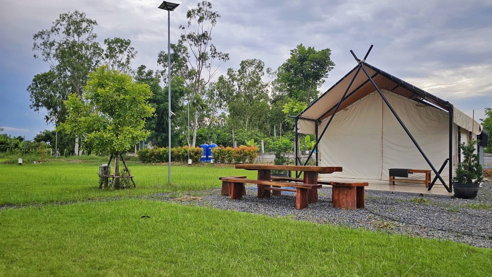 เต็นท์บ้าน